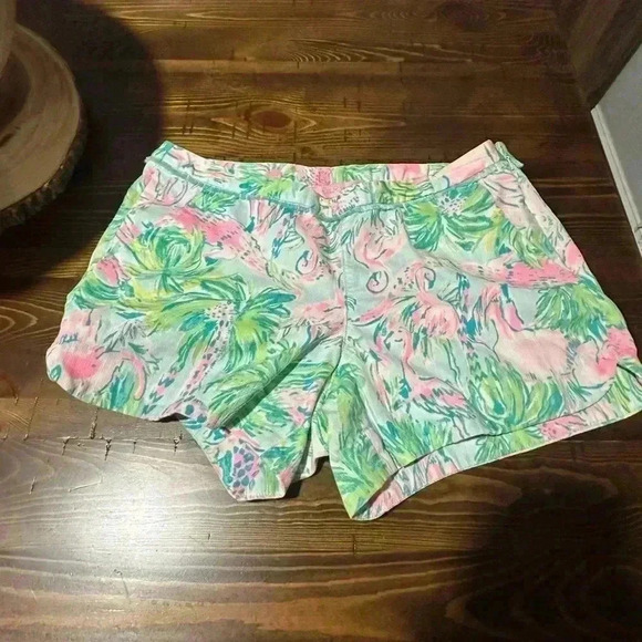 Lilly Pulitzer Adie Short Seasalt Blue on Parade size 6 EUC - Picture 4 of 8